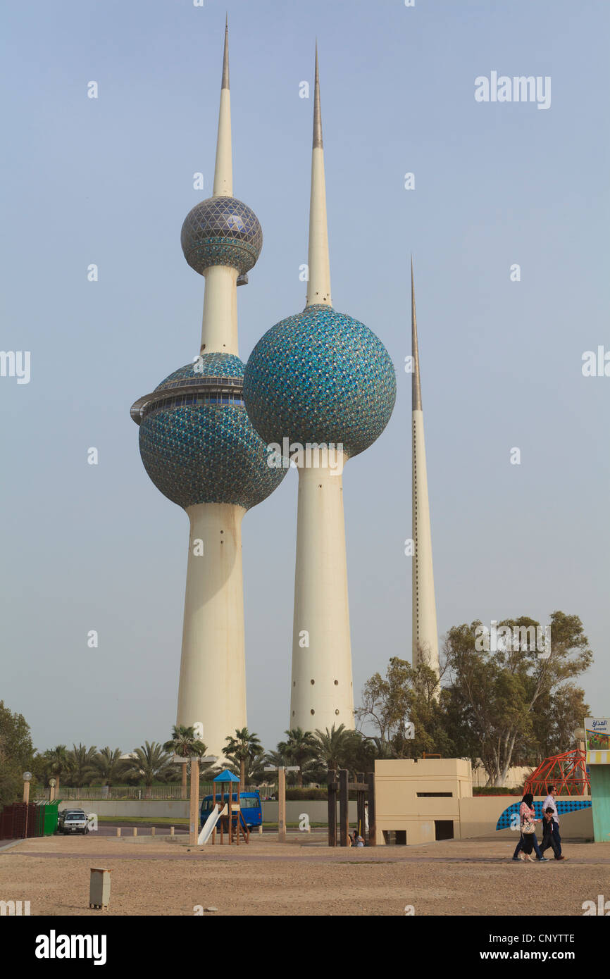 Kuwait-Stadt Wassertürme. Ein Wahrzeichen der Stadt liegen direkt an der Golf-Straße. Stockfoto