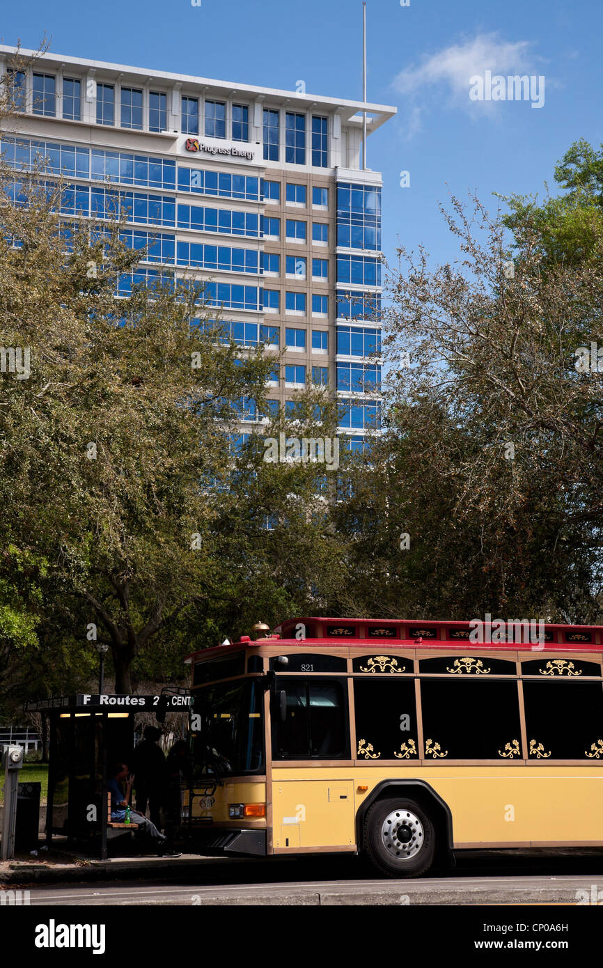 St.Petersburg Transit Authority (PSTA} Bushaltestelle Innenstadt von St. Petersburg, FL Stockfoto