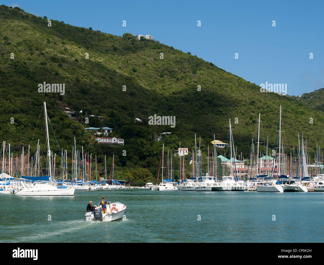 Yachten ankern im Village Cay Marina, Tortola, The British Virgin Islands Stockfoto