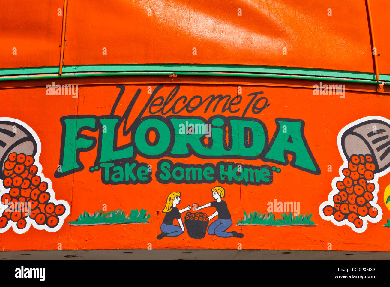 Ein Willkommen an Florida Zeichen auf Orange World in Kissimmee, Florida, USA. Stockfoto