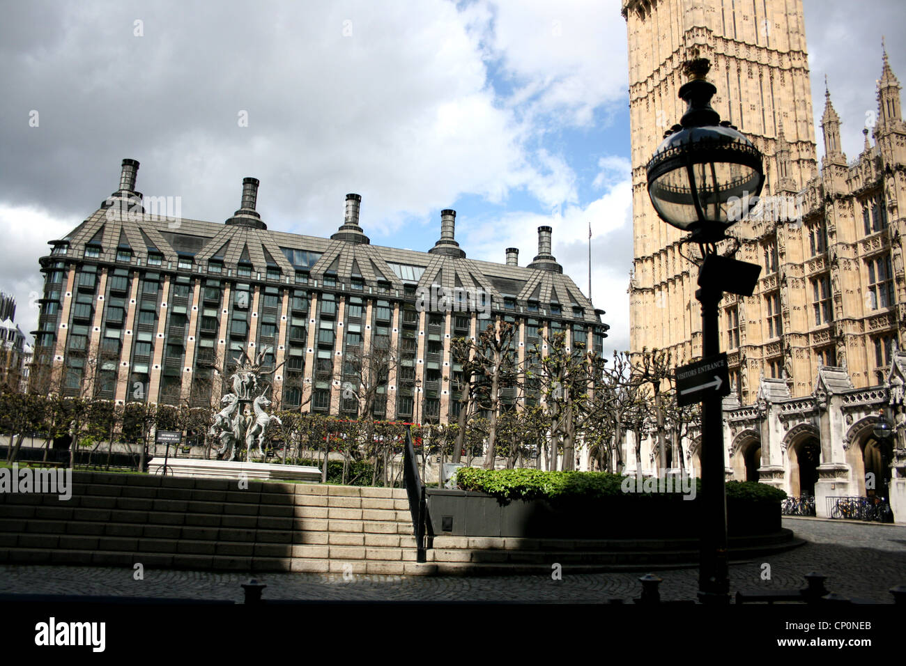 Portcullis House und big Ben Westminster London Vereinigtes Königreich 2012 Stockfoto