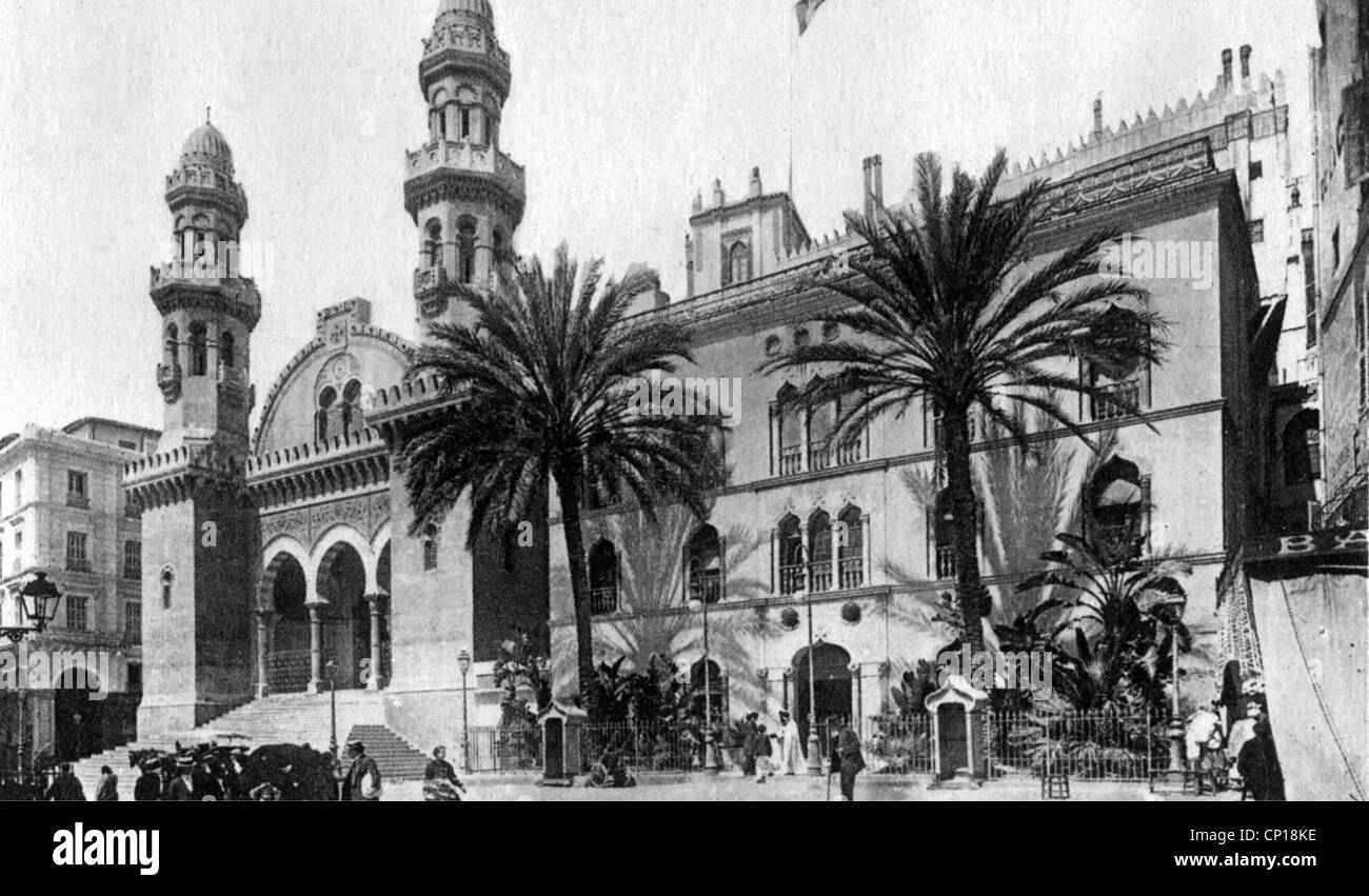 Geographie / Reisen, Algerien, Algier (El Djazair), Kathedrale und Gouverneurspalast, Ansichtskarte, Ende des 19. Jahrhunderts, französische Kolonie, Kolonialismus, historisch, Palast des Gouverneurs, Palme, Palmen, Palmen, Palmen, historisch, historisch, Afrika, Menschen, Zusatz-Rechte-Clearences-nicht vorhanden Stockfoto