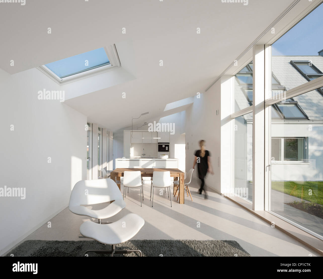 Innenansicht Des Licht Activ Haus Wohn Und Esszimmer Hamburg Stockfotografie Alamy