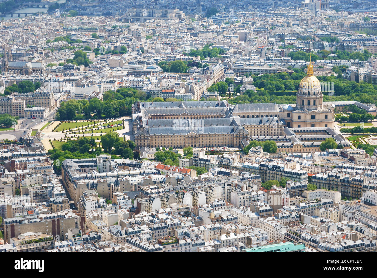 Blick auf Invalides Haus und Notre-Dame in Paris Stockfoto
