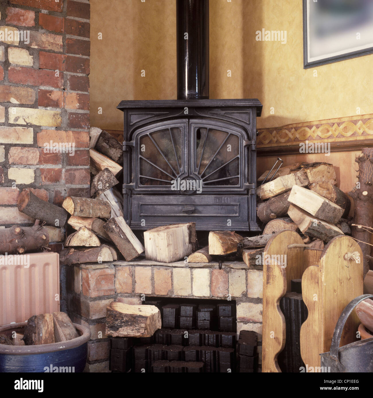 Brick Stove Stockfotos & Brick Stove Bilder - Alamy