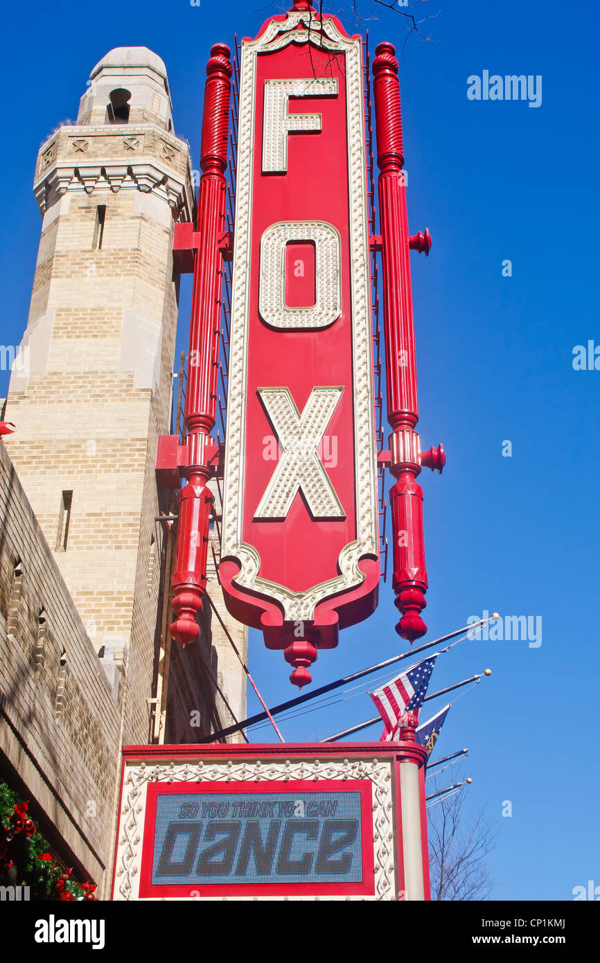 ATLANTA - Januar 5: Also Sie Think You Can Dance Vorsprechen im Fox Theater 5. Januar 2012 in Atlanta, Georgia. Stockfoto