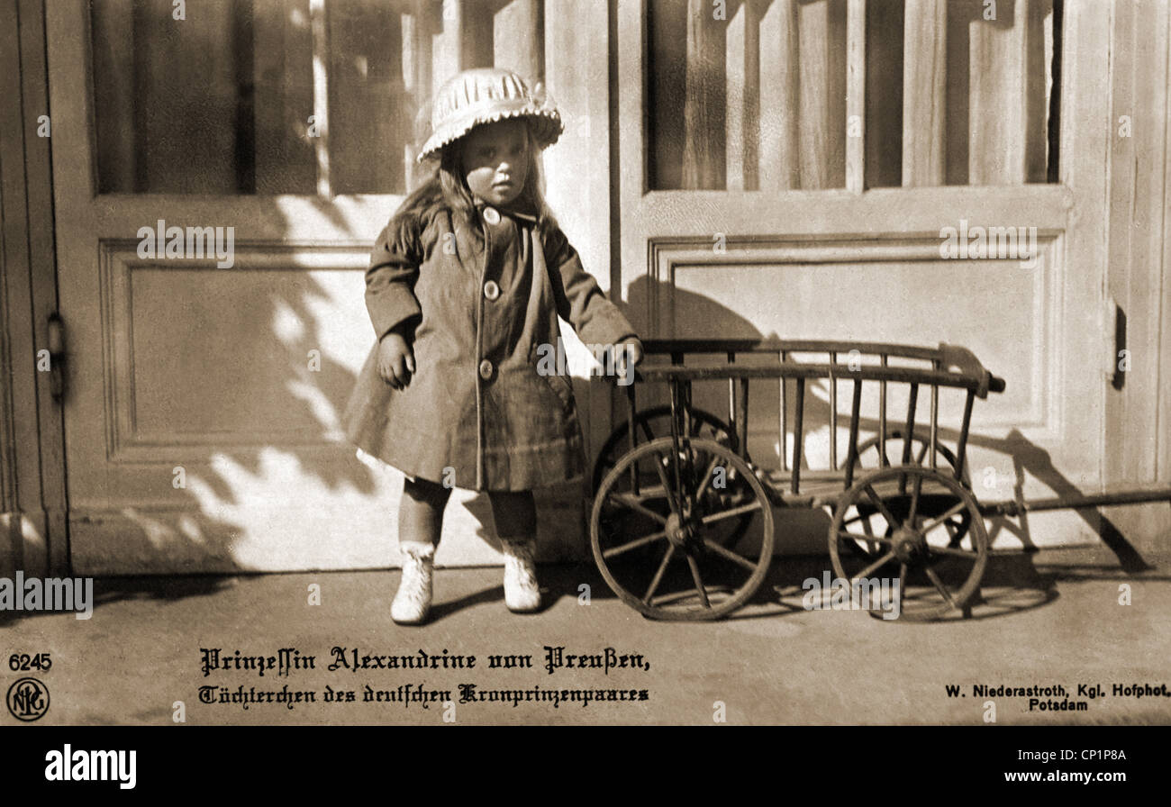 Alexandrine Irene, 7.4.15 - 2.10.1980, Prinzessin von Preßburg, als Kind, Postkarte, W. Niederastroth, Potsdam, 1918, Stockfoto