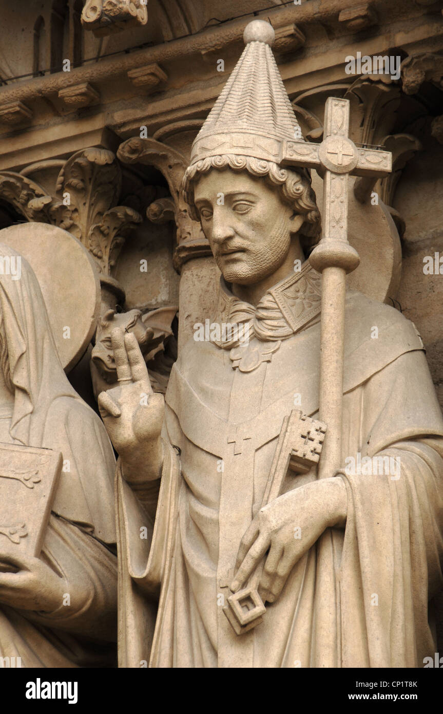 Gotische Kunst. Frankreich. Paris. Notre-Dame. Portal der Jungfrau (c. 1220). Papst Sylvester. Stockfoto