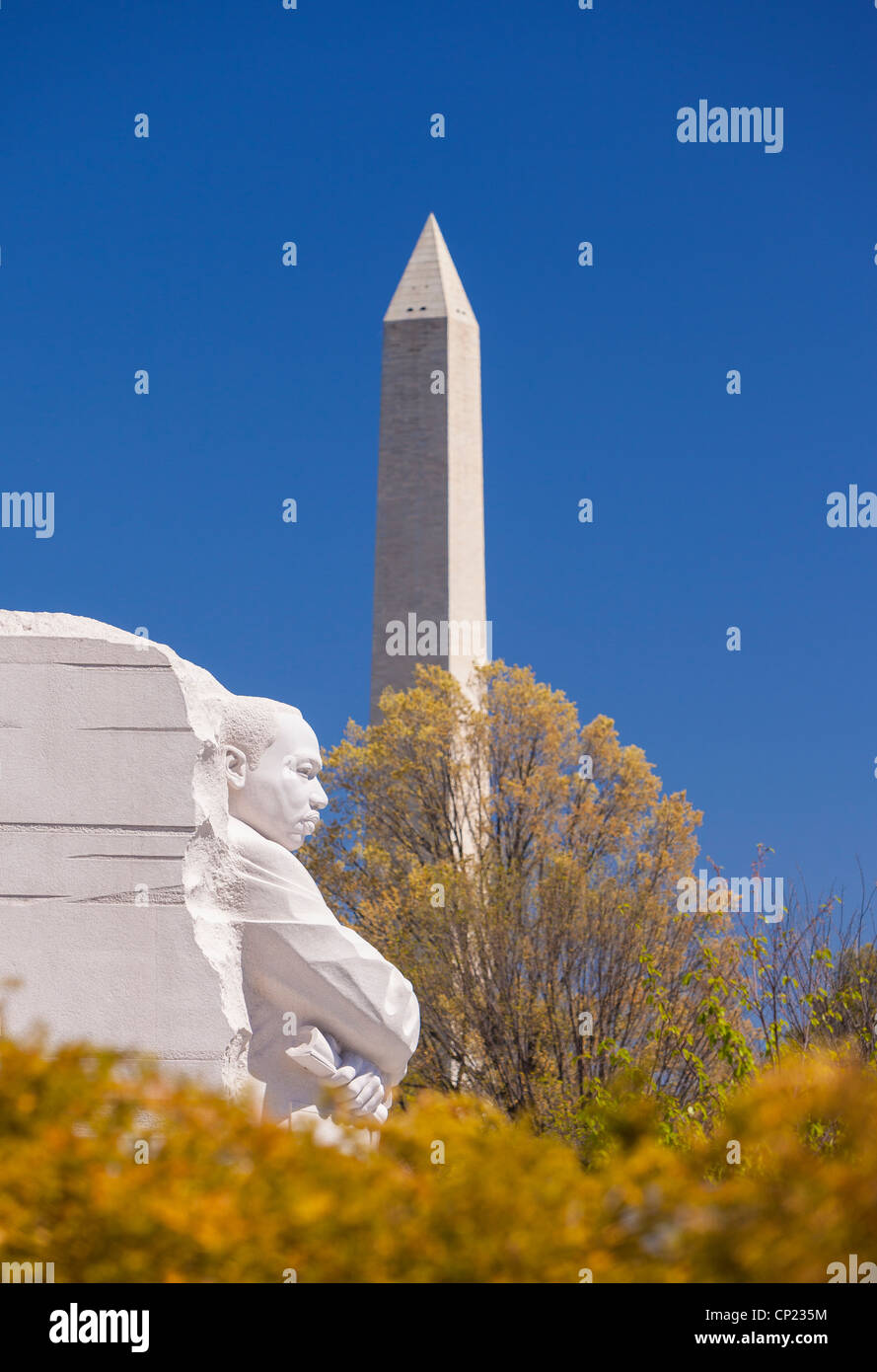 WASHINGTON, DC, USA - Martin Luther King Memorial und Washington Monument. Stockfoto