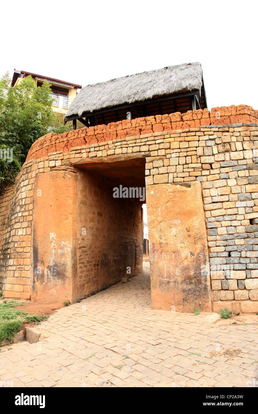 Eines der sieben Tore zur Königin des Compound, Ambohimanga in der Nähe von Antananarivo, Madagaskar, Afrika. Stockfoto