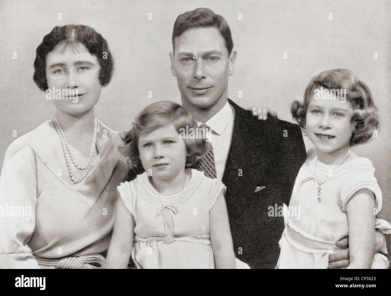 König George VI. mit seiner Frau Königin Elizabeth und Töchter, Margaret und Elizabeth, später als Königin Elizabeth II. zu regieren Stockfoto