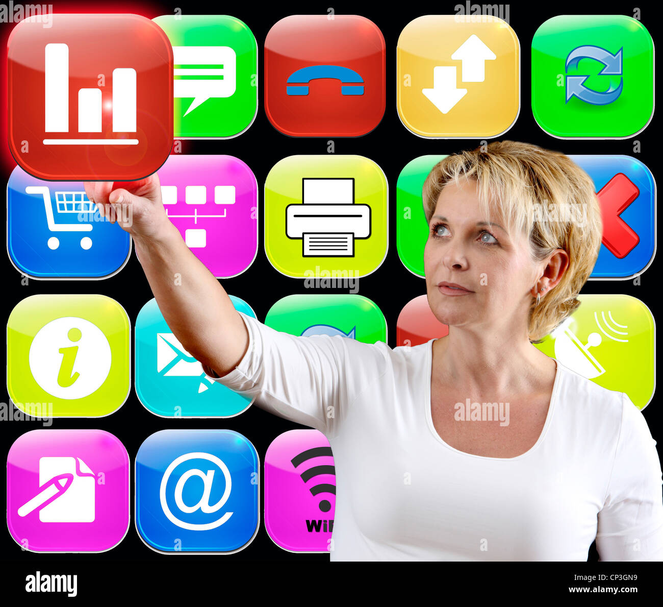 Symbolisches Bild, Symbol, Onlinearbeit, betreiben. Virtuelle Steuerrechner Symbole, Kommunikation, Internet, Software, Programme. Stockfoto