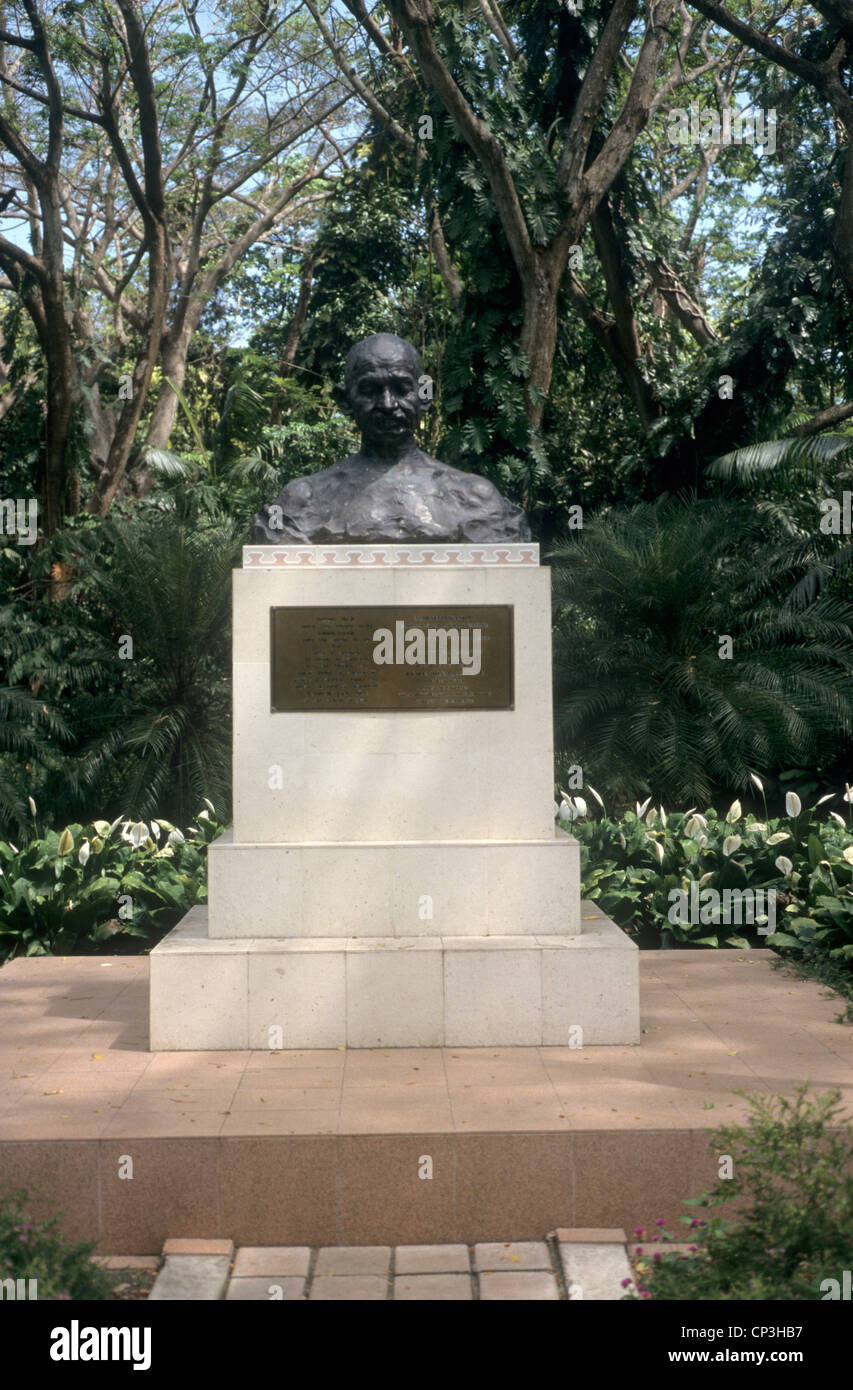 Papua-Neuguinea, Port Moresby, das Ghandi-Denkmal in den nationalen botanischen Gärten. Stockfoto