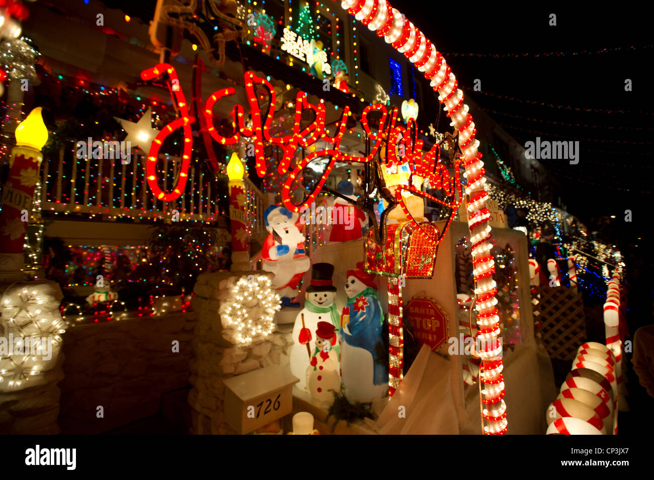 Lichter schmückt die Häuser an der 34th Street in Hampden, Baltimore, Maryland Stockfoto