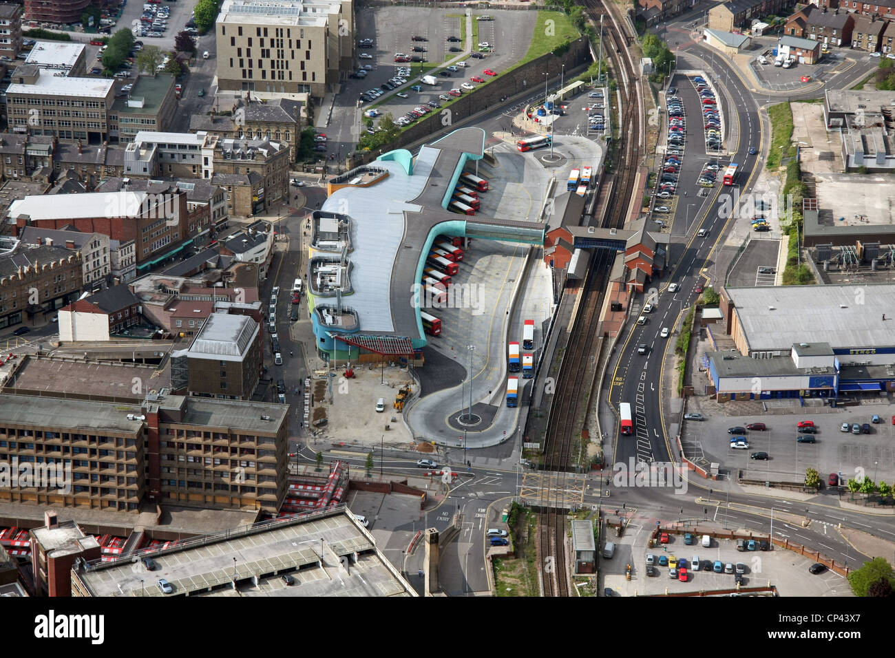 Luftaufnahme von Barnsley Interchange, der Bahnhof und Busbahnhof Stockfoto