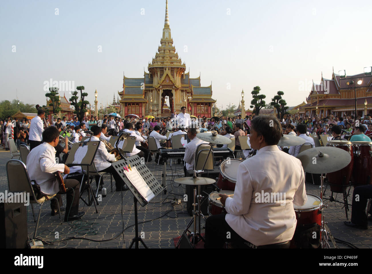 Thai Band durchführen bei der Beerdigung Tempel der Prinzessin Bejaratana Rajasuda Sirisobhabannavadi ein Cousin ersten Grades von König Bhumibol Stockfoto