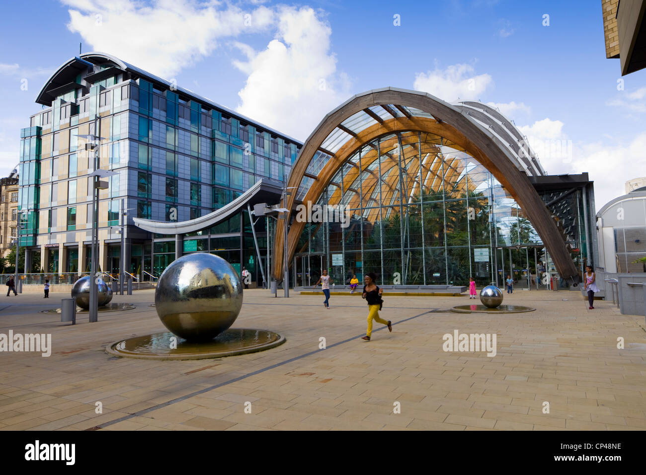 Wintergärten St Paul s Platz Sheffield Stadtzentrum South Yorkshire UK entworfen von Pringle Richards Sharratt Stockfoto