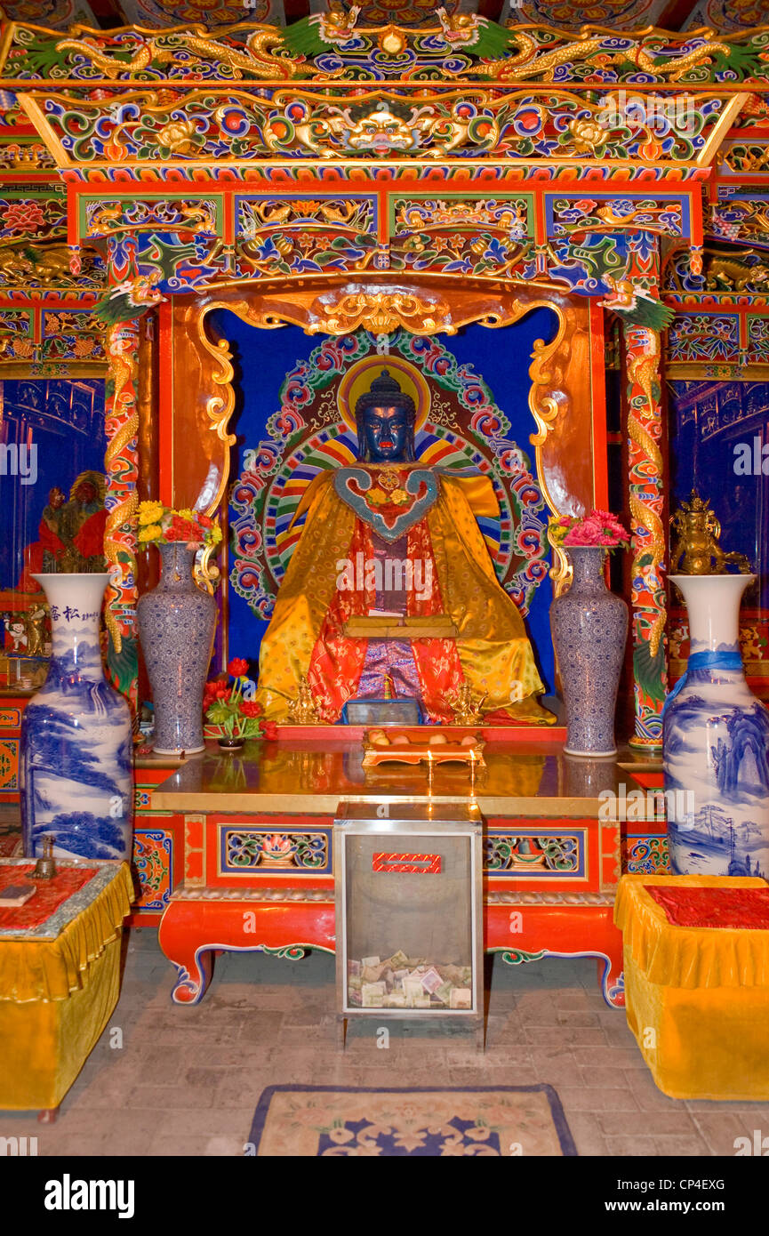 Eines der buddhistisch-Gebetsräume mit Bodhisattva im Dazhao Tempel in Hohhot. Stockfoto