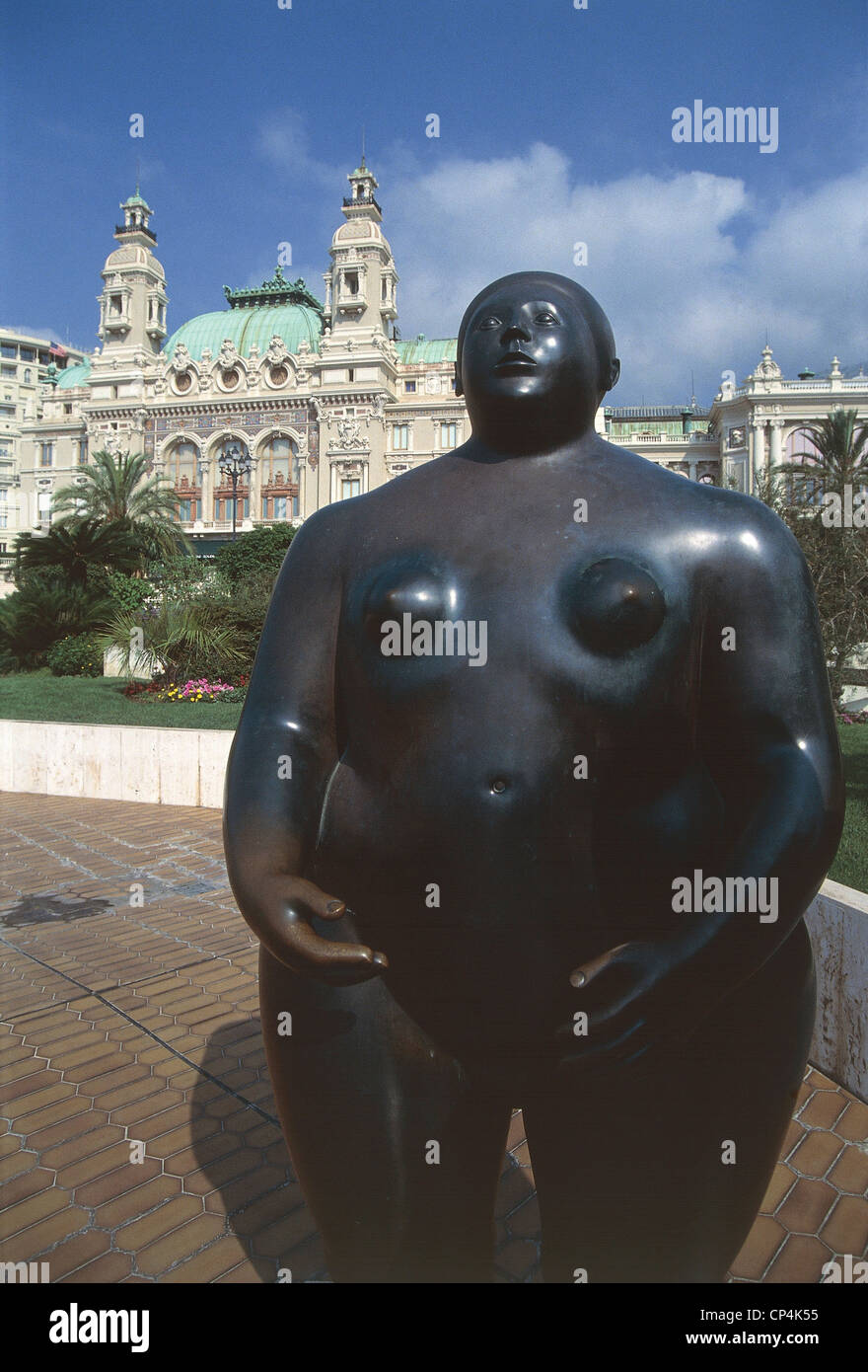 Monaco - Monaco. Die Gärten des Casinos. Fernando Botero, Adam und Eva. Stockfoto