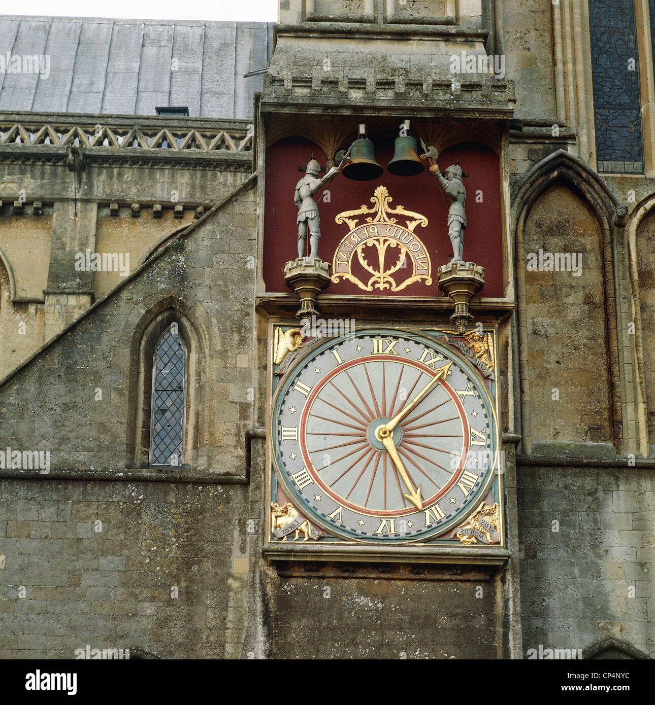 Großbritannien - England - Brunnen. Astronomische Uhr der Kathedrale, 1390. Stockfoto