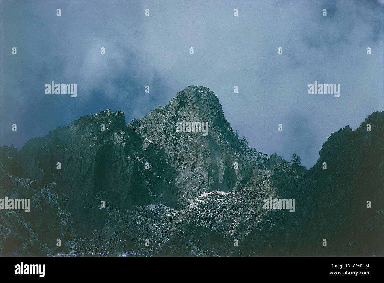 Ligurien - ligurischen Alpen - Alta Val Nervia. Die Aussicht vom Gipfel des Monte Toraggio Pfad des Berges. Stockfoto