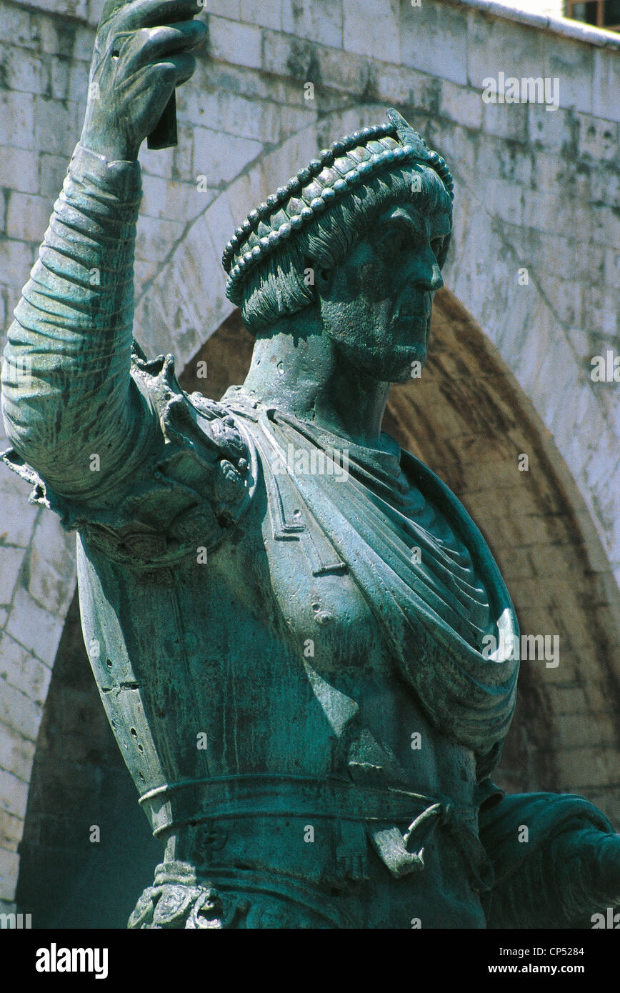 Barletta (BA) die riesige STATUE IN BRONZE GOLDEN V Jahrhundert SPECIAL Stockfoto