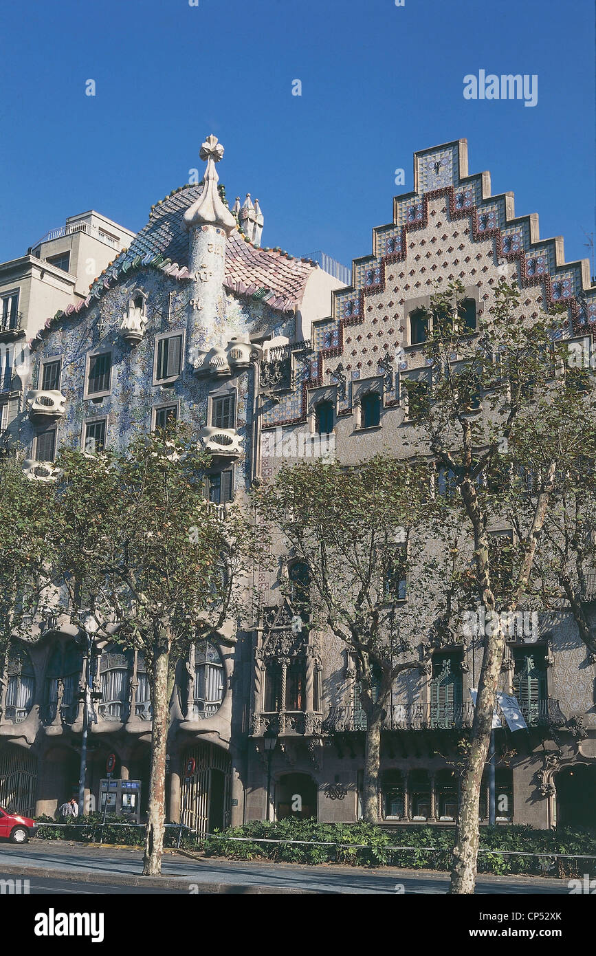 Spanien Catalonia Barcelona. Passeig de Gracia. Amatller House (Architekt Josep Puig ich Cadafalch, 1898-1900) Casa Batllo Stockfoto