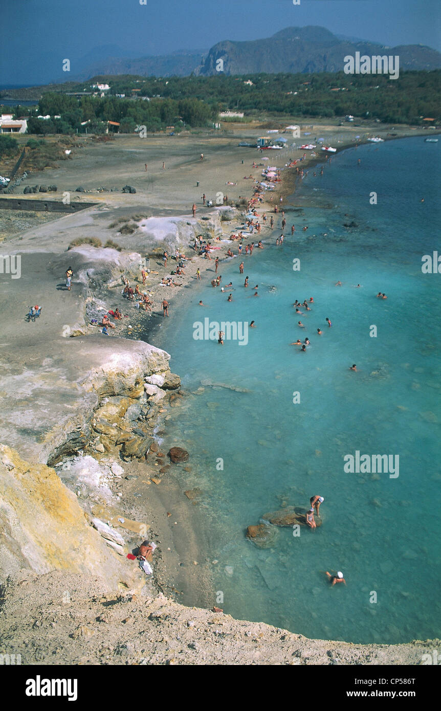 Sizilien Äolischen Inseln Lipari (Me) (Weltkulturerbe der UNESCO, 2000) Insel Vulcano. Porto di Levante, schwefelhaltigen Stockfoto
