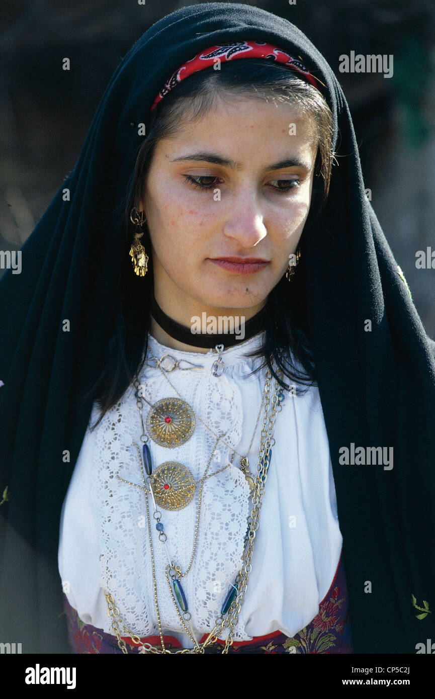 Sardinien - Villamar (Vs), eine Frau in Tracht. Stockfoto