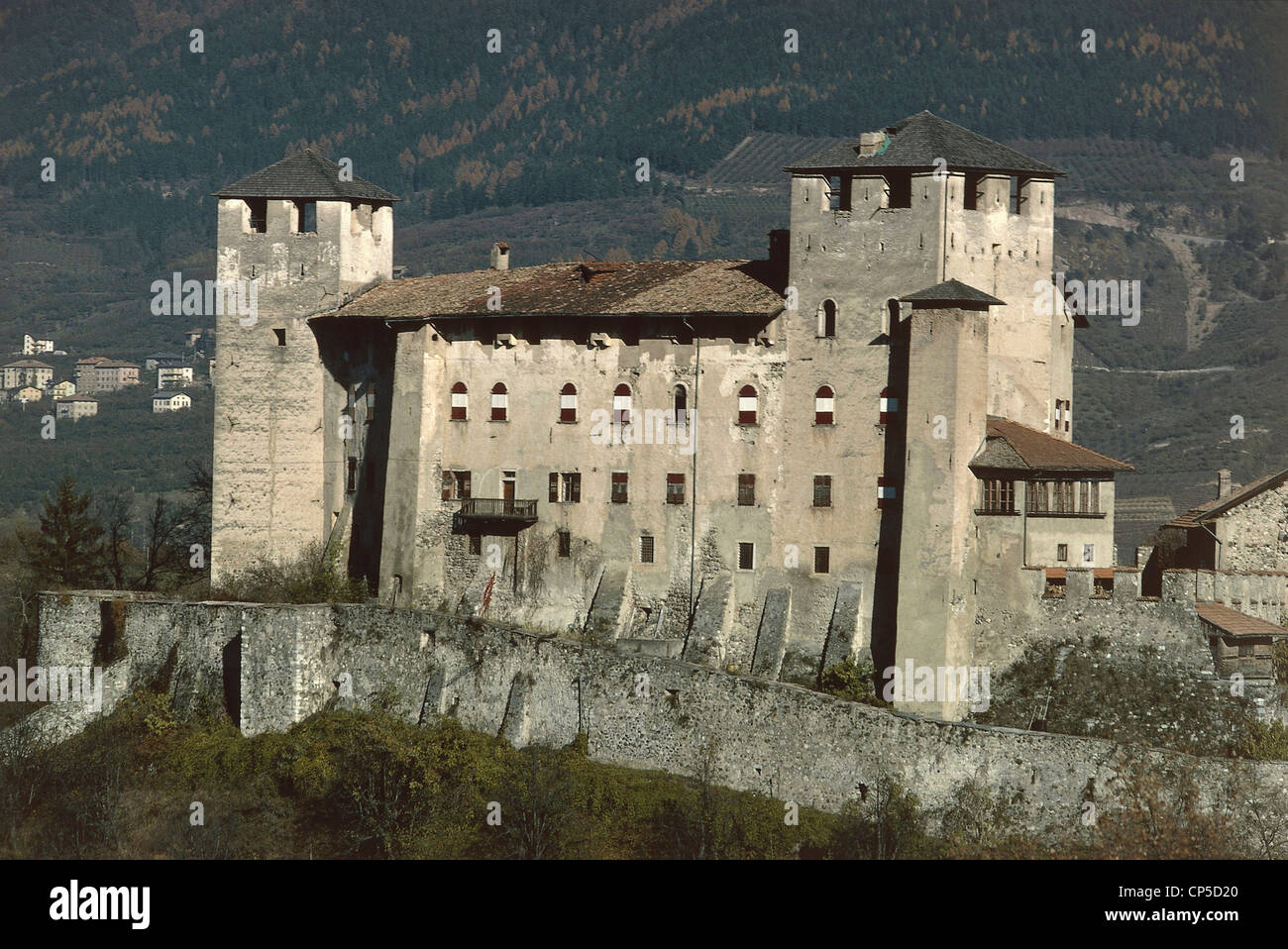 Trentino-Alto Adige - Cles. Die Burg. Stockfoto