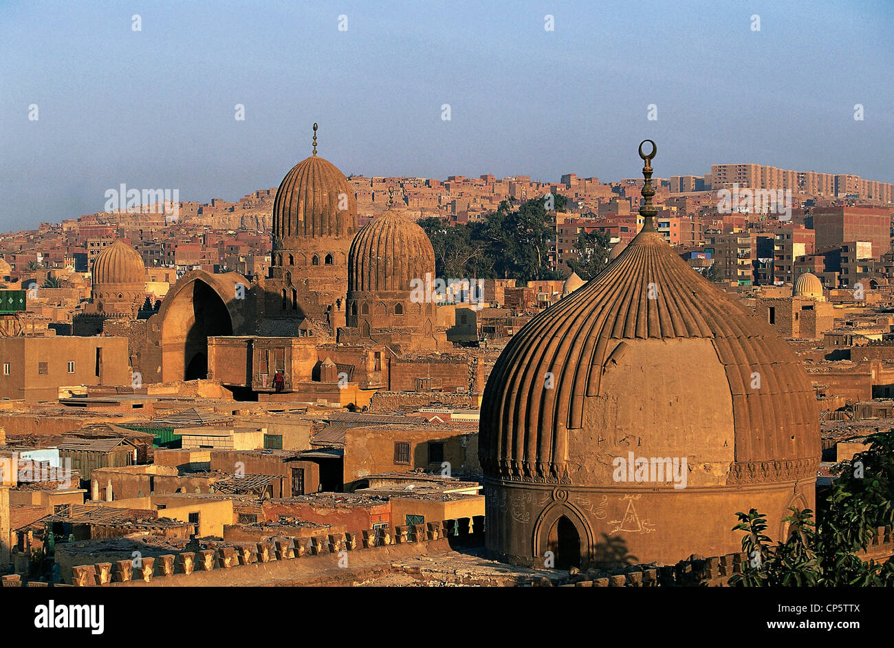 Ägypten - Kairo - die Stadt der Toten, Anzeigen mit den Gräbern der Kalifen. Stockfoto