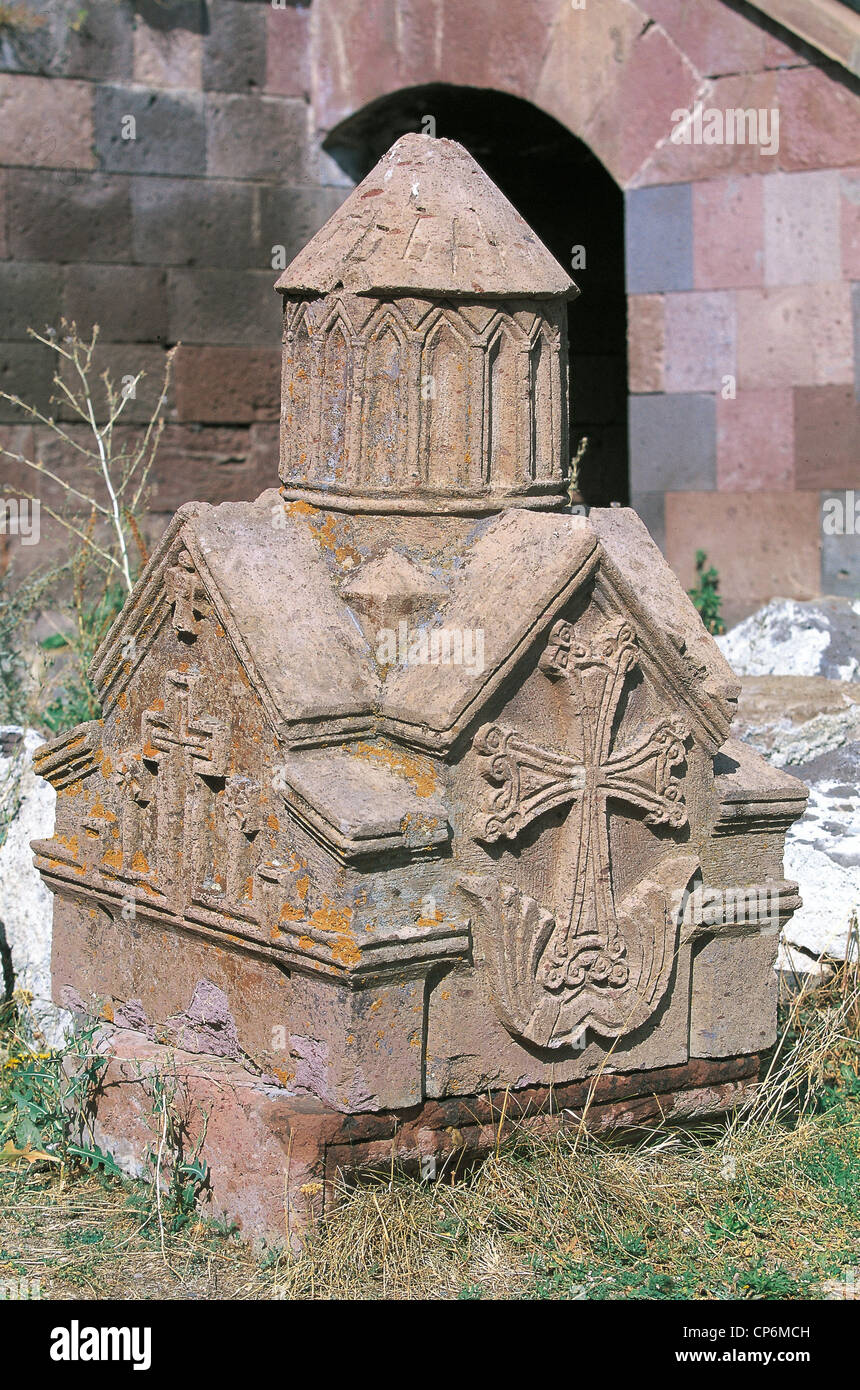 Armenien - Kloster von Harichavank (Haridjavank) des V-VII. Jahrhunderts. Tempel in Stein Stockfoto