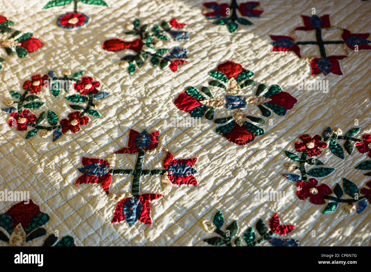 Nahaufnahme Detail handgefertigte Bett Quilt Stockfoto