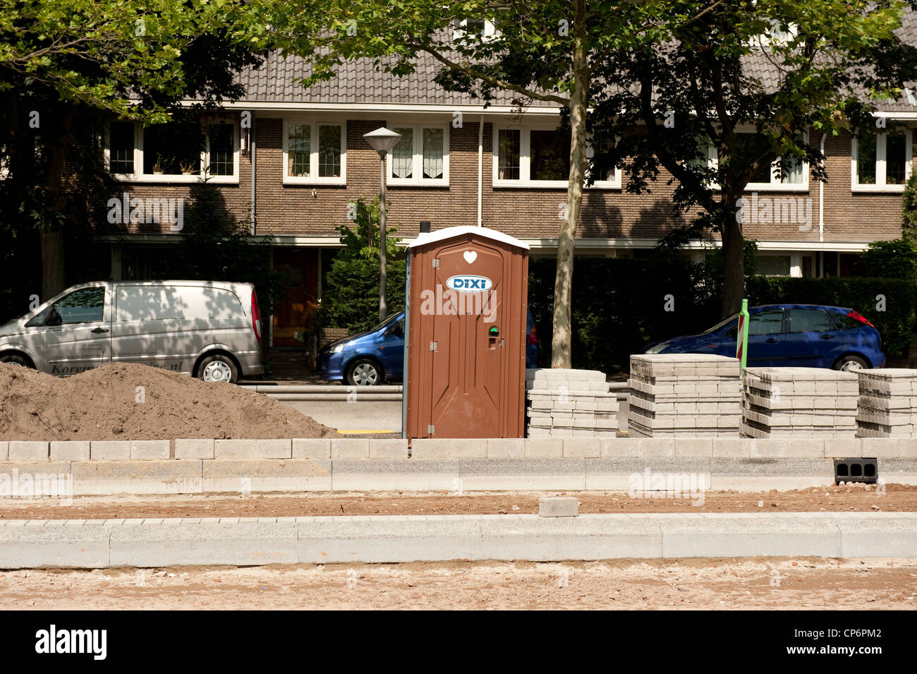 Braune tragbare Toilette Construction Site Wassenaar Niederlande Holland Europa EU Stockfoto