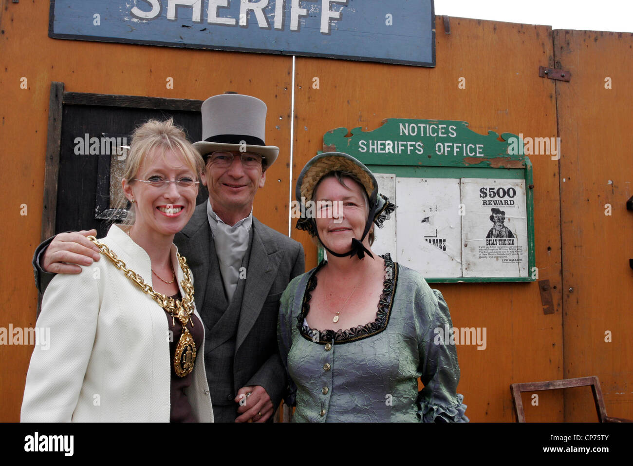 Cathy Bowyer, Bürgermeister von Calne und Teilnehmer am Calne Country Music Festival im Showground, Beversbrook Stockfoto