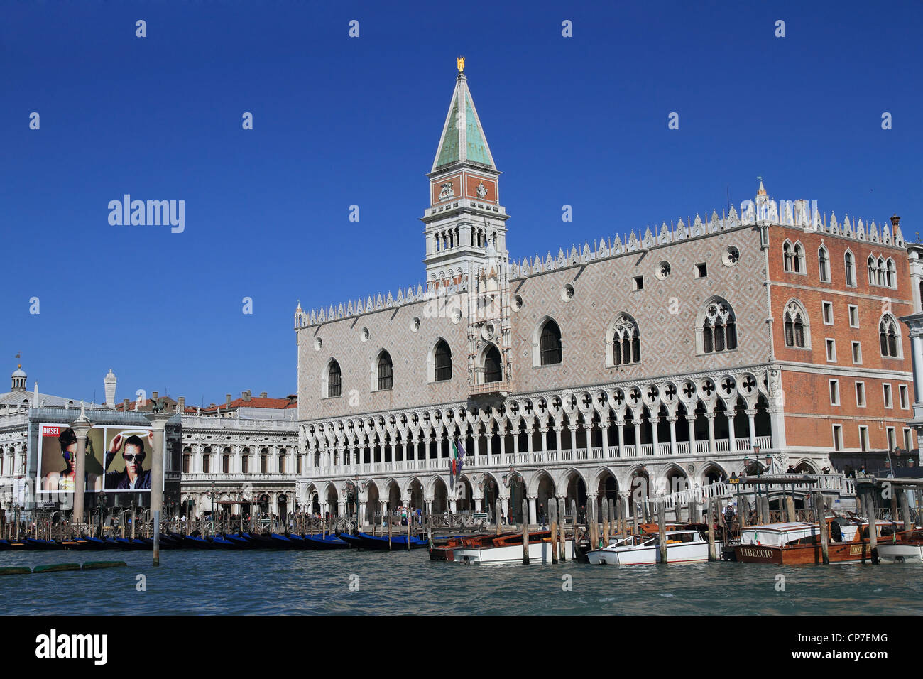 Dogenpalast und Markusplatz Venedig Italien Stockfoto