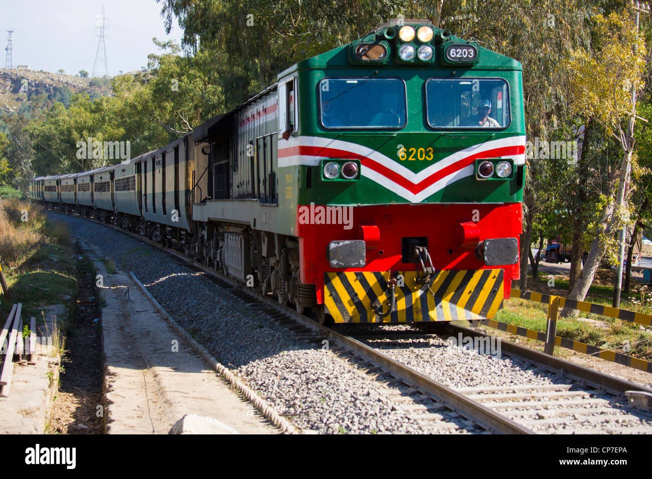 Personenzug in Provinz Punjab, Pakistan Stockfoto