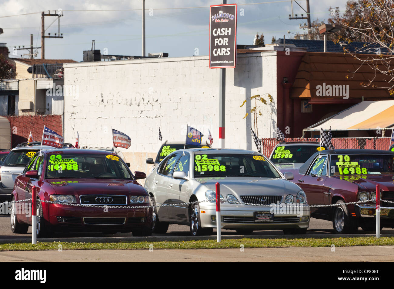 Autos Gebrauchtwagen Verkauf viel - Kalifornien USA Stockfotografie - Alamy