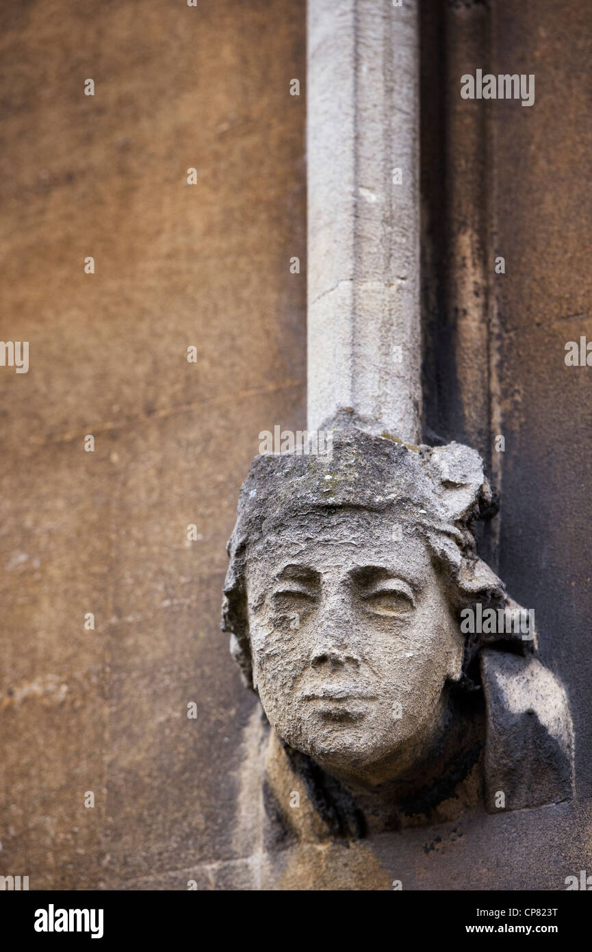 Verwitterter Stein geschnitzten Kopf, Universität Oxford, Oxfordshire, England Stockfoto