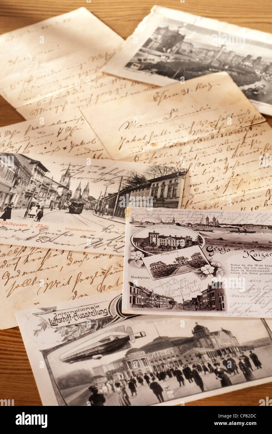 Historische Briefe und Postkarten Stockfoto