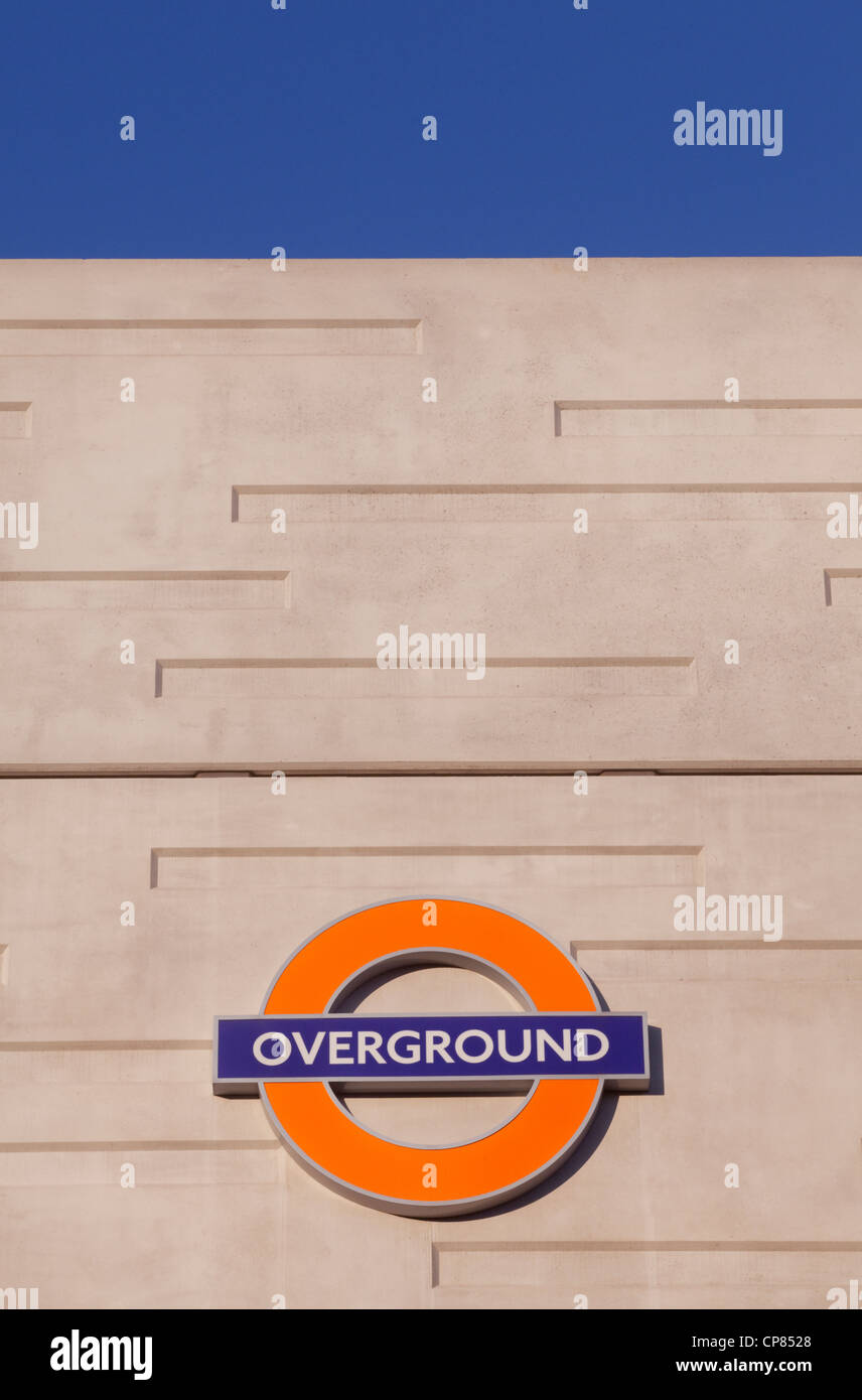 Transport von London Overground Zeichen Stockfoto