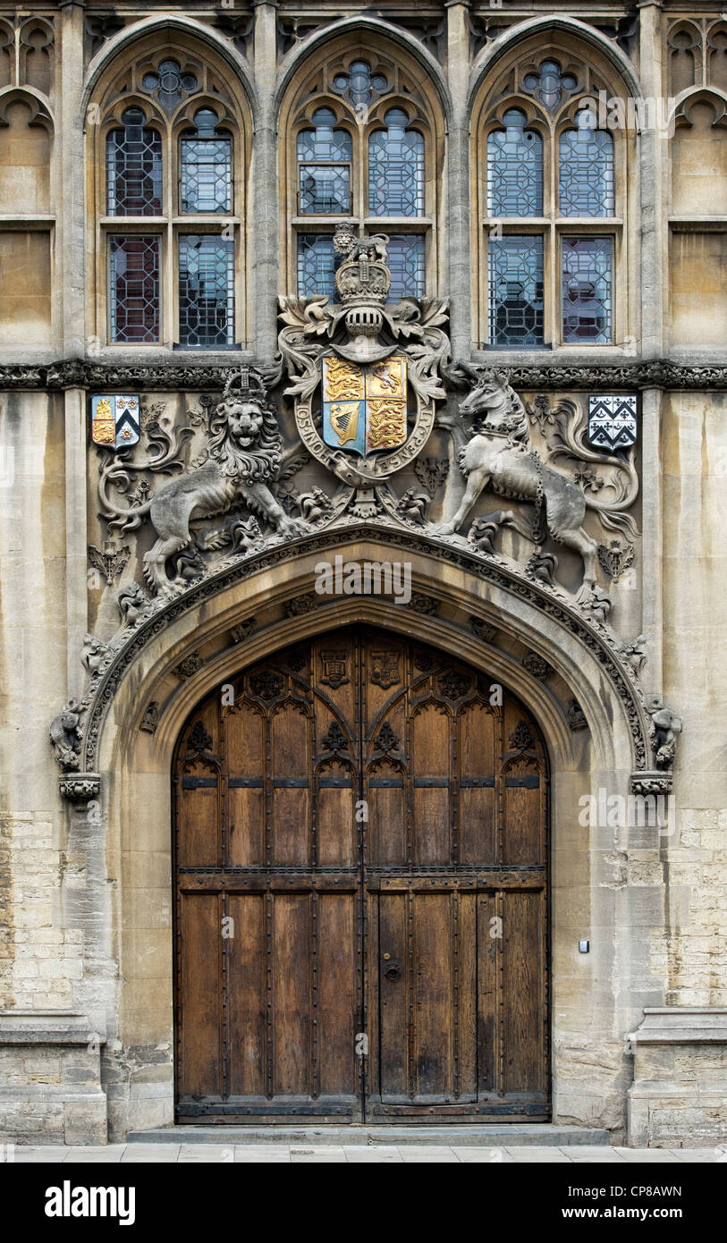 Das königliche Wappen an Braesnose College, Oxford University. Oxford, Oxfordshire, England Stockfoto