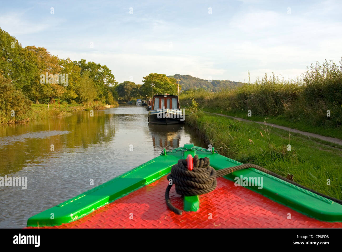 Narrowboat und Kanal-Szene Stockfoto