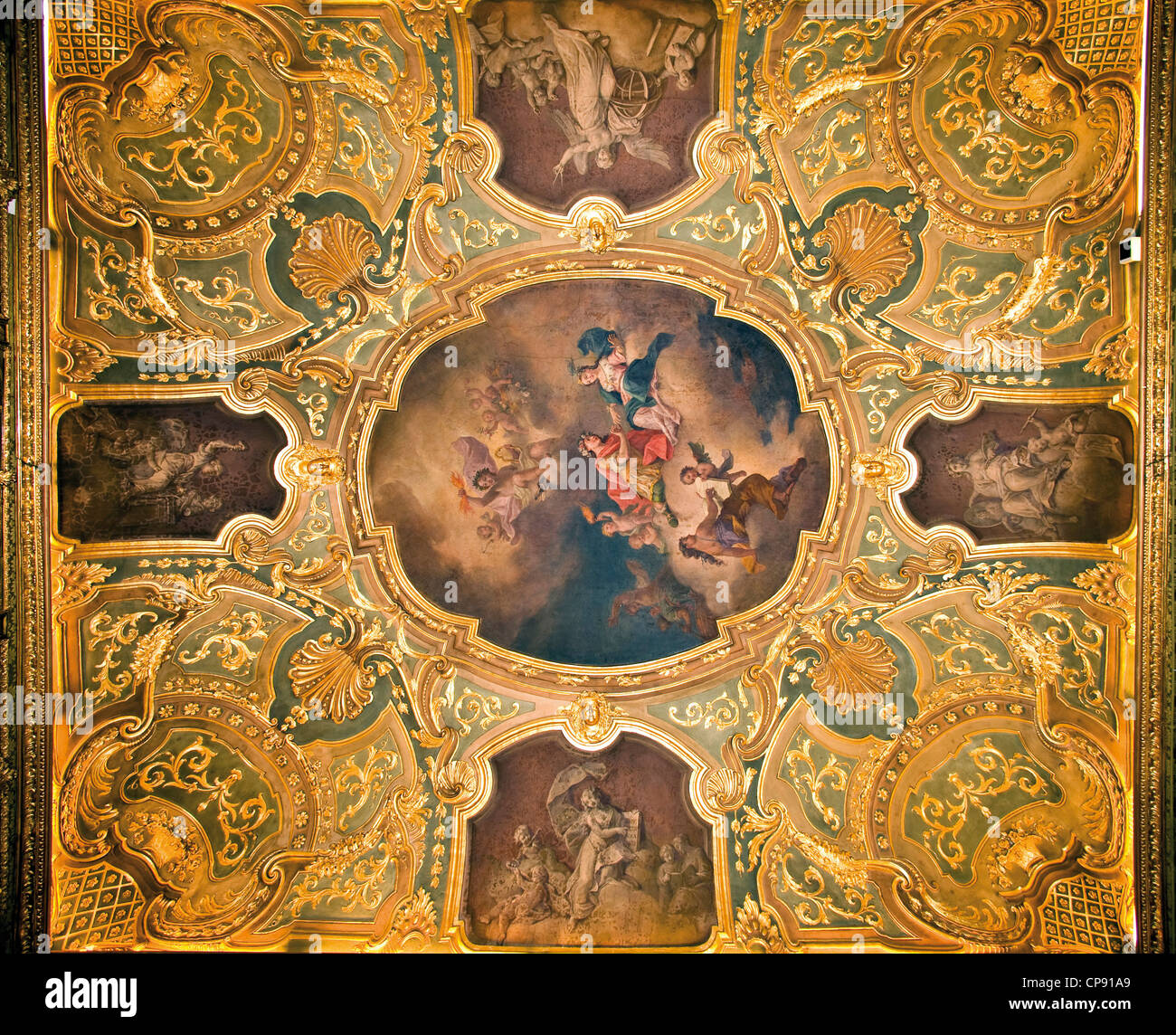 Europa Italien Piemont Turin Falletti di Barolo Palace grüne Decke Stockfoto