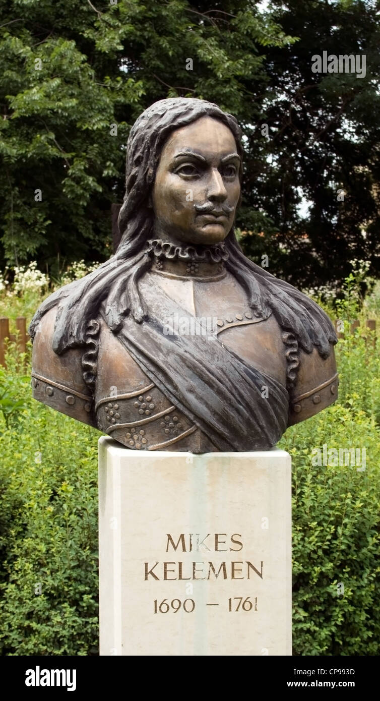 Büste von Kelemen Mikes im Park der Vaja Burg, Ungarn – Imre Nagy Lajos, 2004 Stockfoto