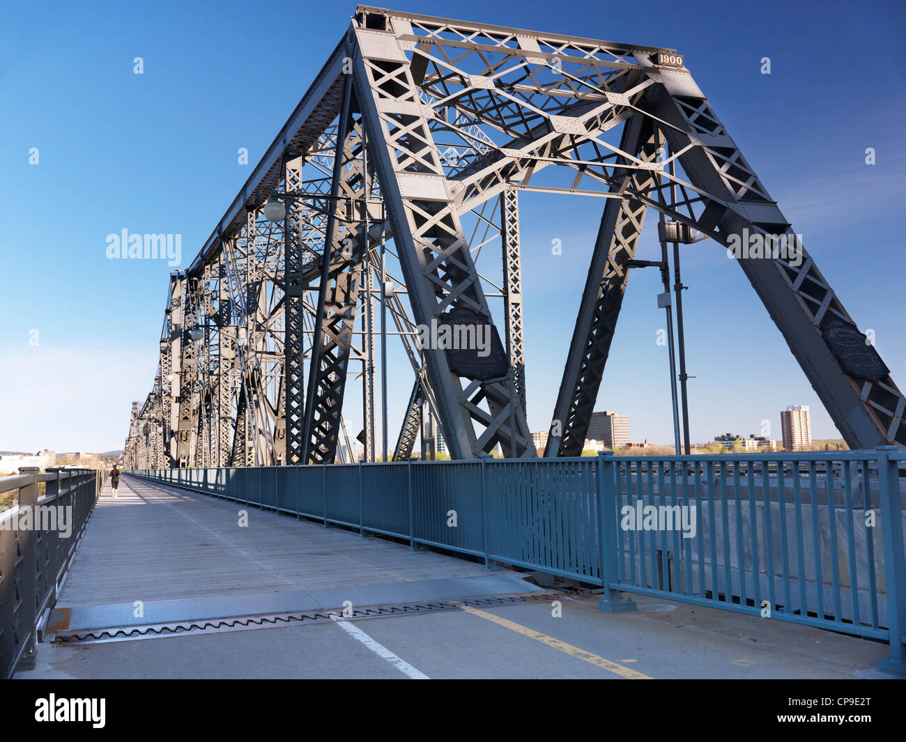 Die Royal Alexandra Interprovincial Brücke über Ottawa River zwischen Ottawa, Ontario und Gatineau, Quebec. Kanada Stockfoto