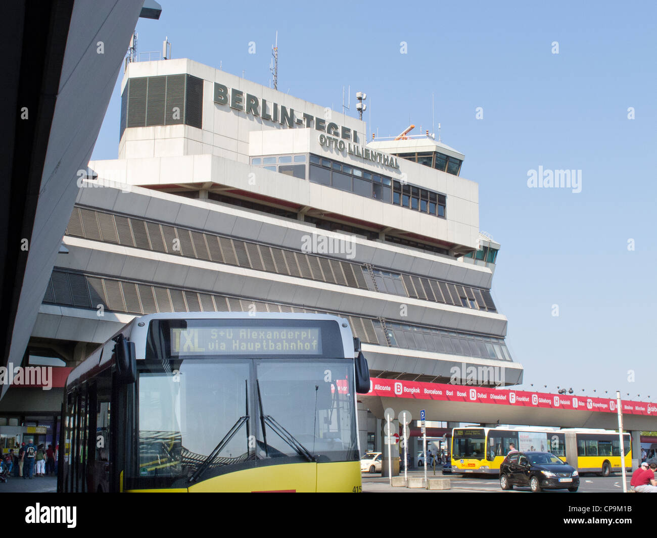 Berlin Tegel Parke Mit Airport Shuttle Service www.alamy.de