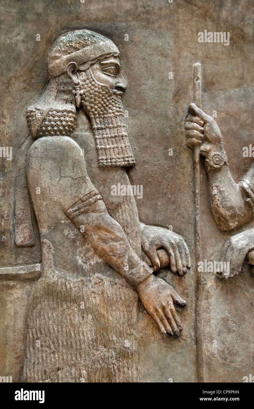 König Sargon II und eine hohe offizielle Neo-assyrischen Sargon II. 721-705 v. Chr. Khorsabad alten Dur Sharrukin Assyrien Irak Stockfoto