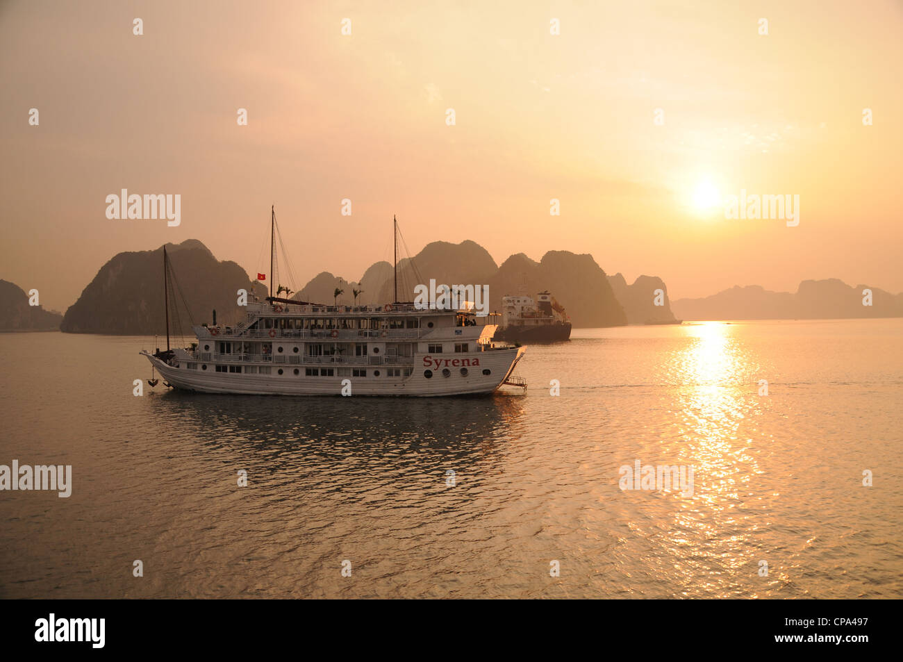 Angkor Wat, Kambodscha. Mönche im Tempel & Vietnam festlegen Stockfoto