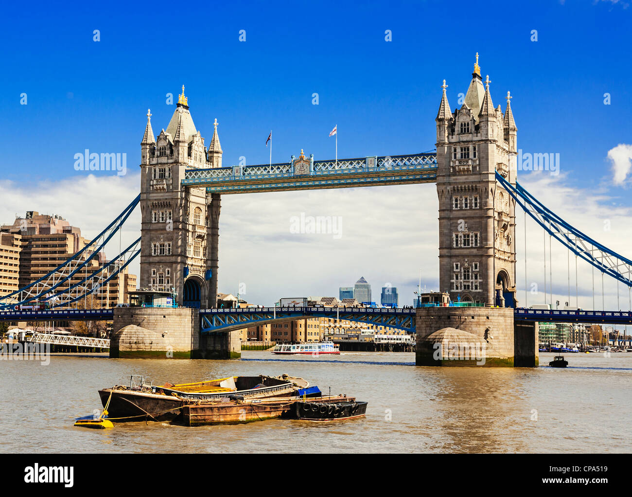 Tower Bridge von der Thames South Bank, London, England. Stockfoto